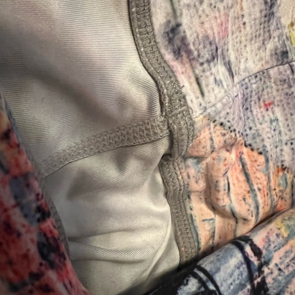 Niyama Sol Super Rare London Calling S 
Leggings - Picture 4 of 7